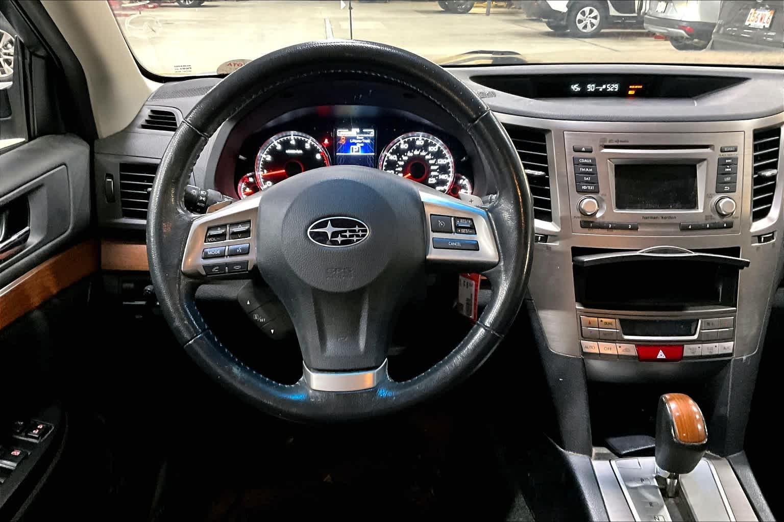 2014 Subaru Outback 2.5i Limited - Photo 7