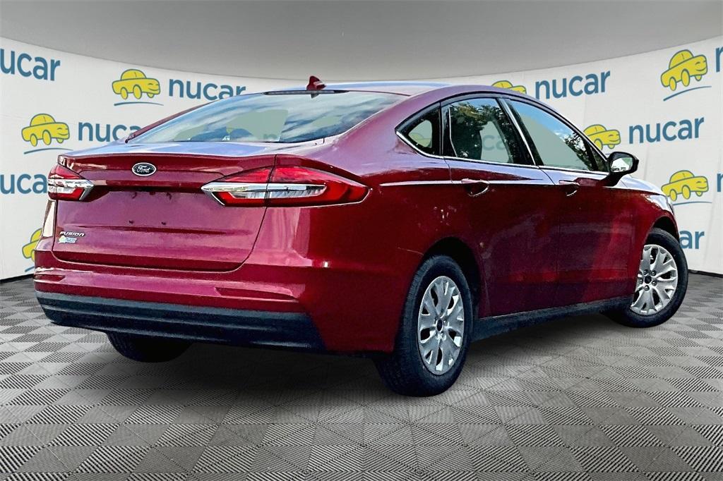 2020 Ford Fusion S - Photo 6