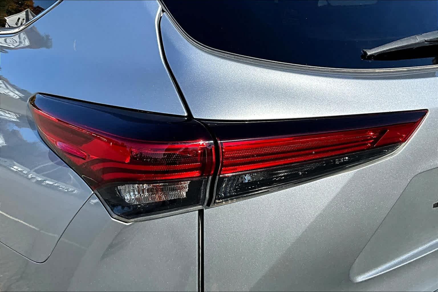 2021 Toyota Highlander XLE - Photo 34