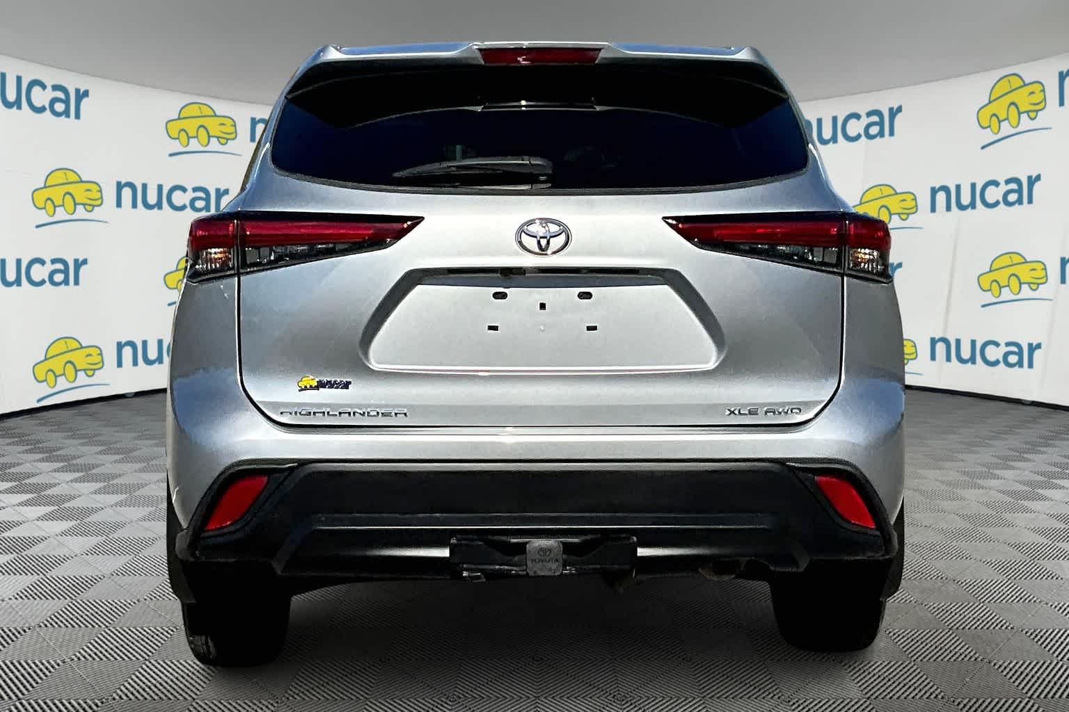 2021 Toyota Highlander XLE - Photo 5