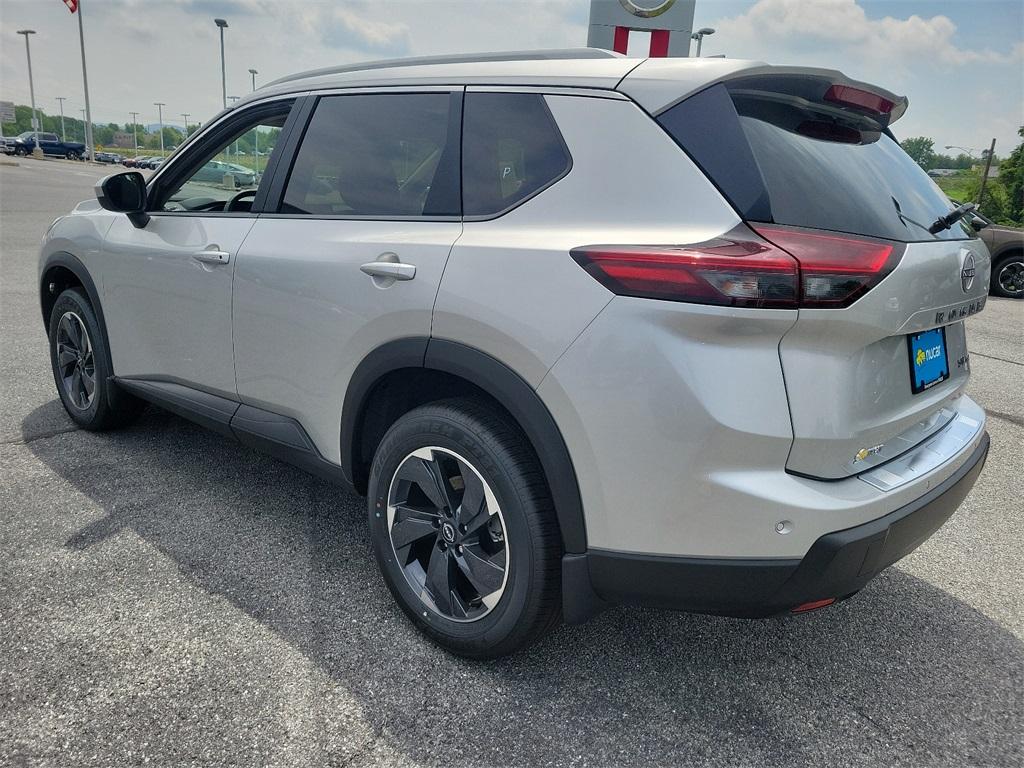 2024 Nissan Rogue SV - Photo 3