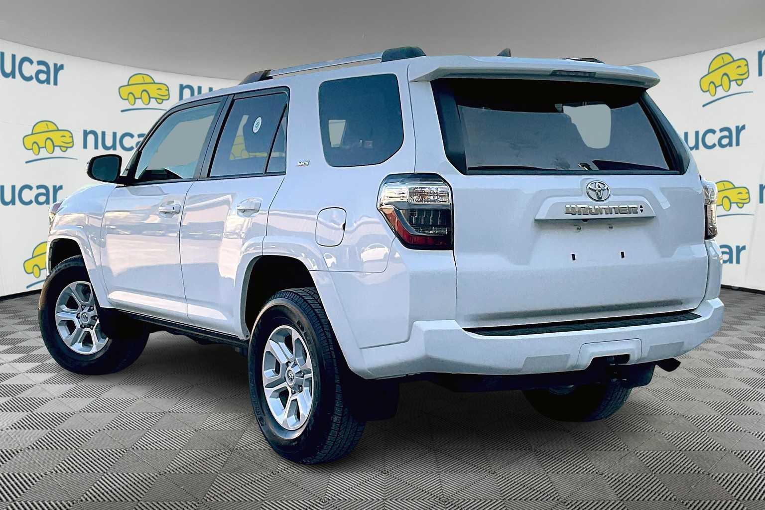 2024 Toyota 4Runner SR5 - Photo 4