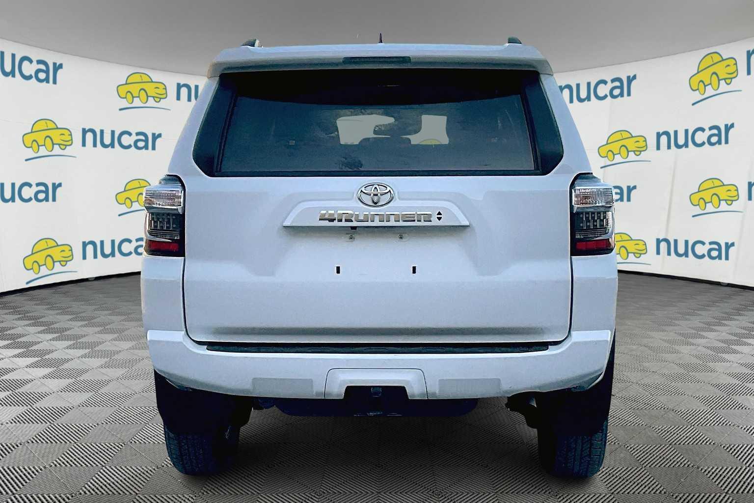 2024 Toyota 4Runner SR5 - Photo 5