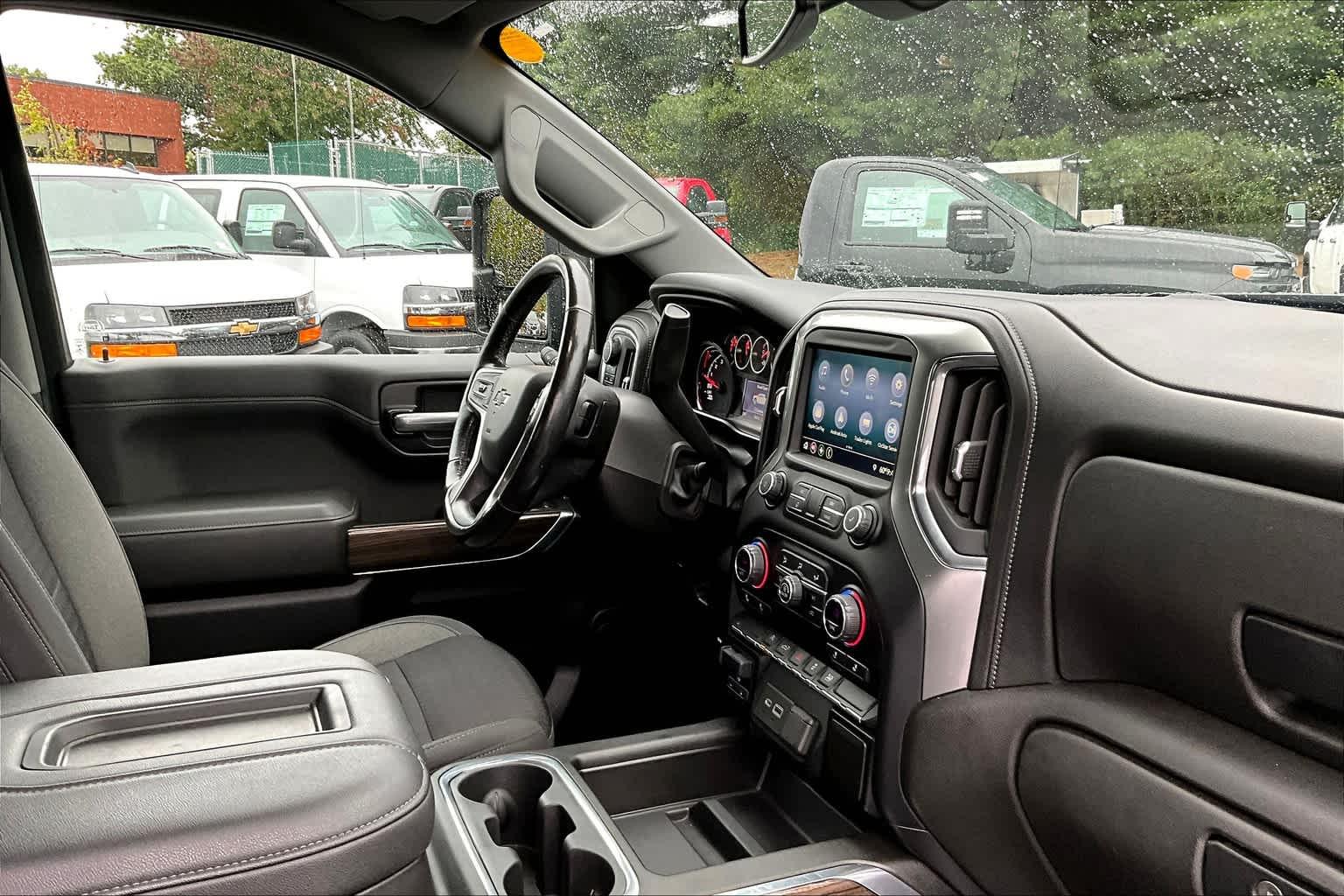 2021 Chevrolet Silverado 1500 RST 4WD Crew Cab 147 - Photo 21