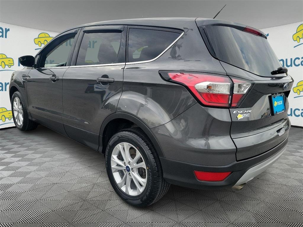 2017 Ford Escape SE - Photo 4