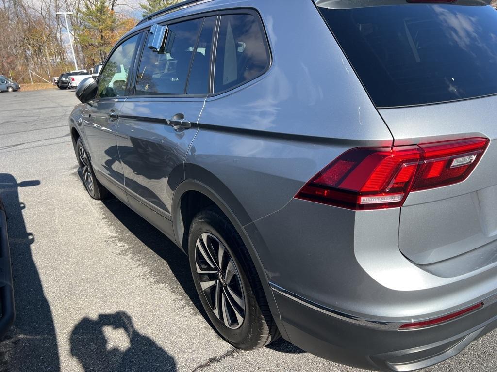 2022 Volkswagen Tiguan 2.0T S - Photo 5