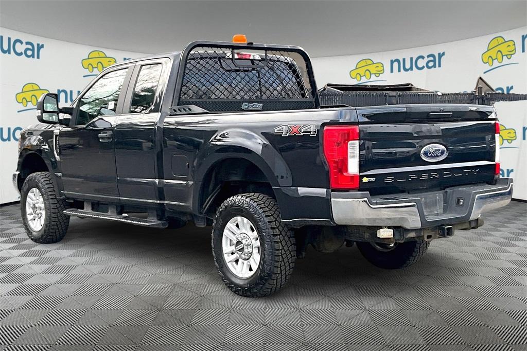 2019 Ford F-250SD XL - Photo 2