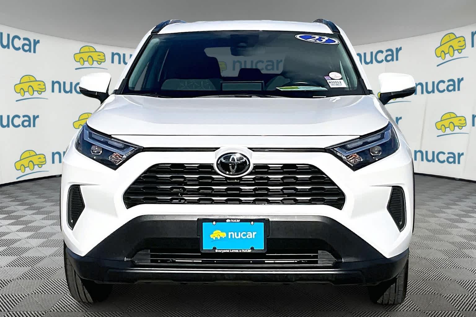 2023 Toyota RAV4 XLE - Photo 2