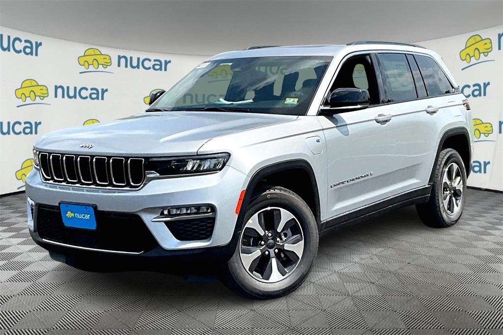 2024 Jeep Grand Cherokee  - Photo 4