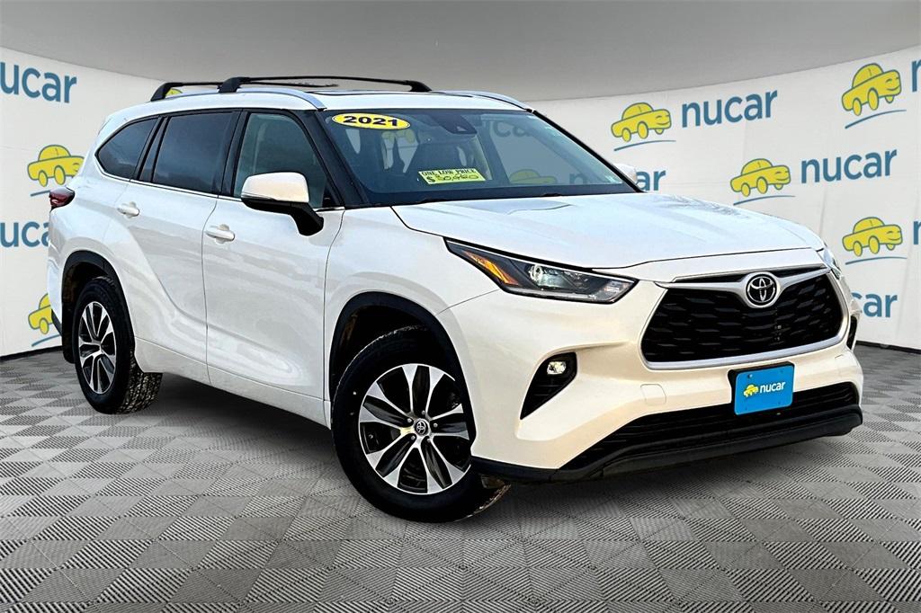 2021 Toyota Highlander XLE