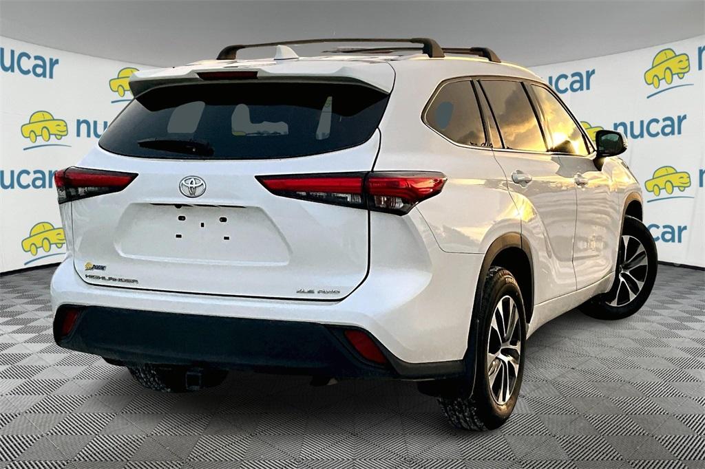 2021 Toyota Highlander XLE - Photo 6