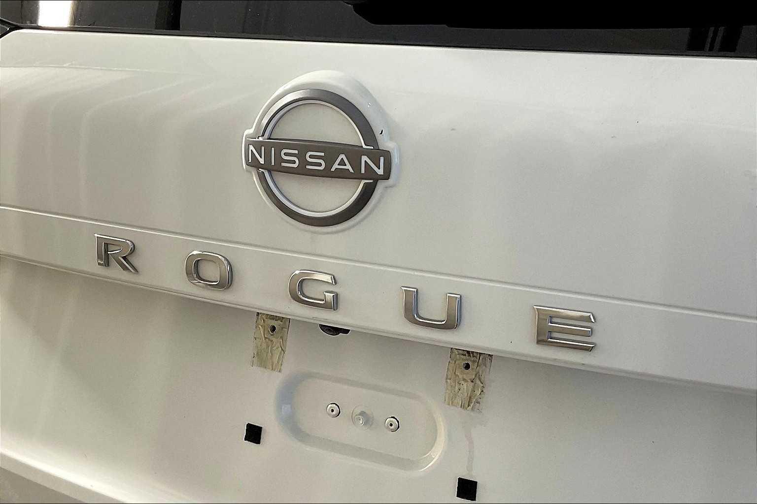 2022 Nissan Rogue S - Photo 28