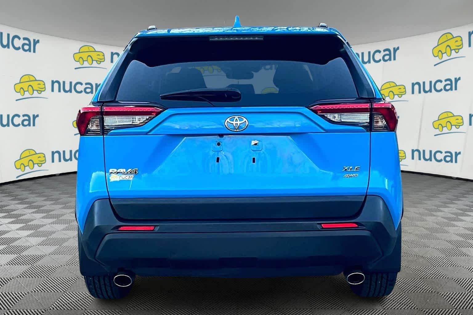 2021 Toyota RAV4 XLE - Photo 5