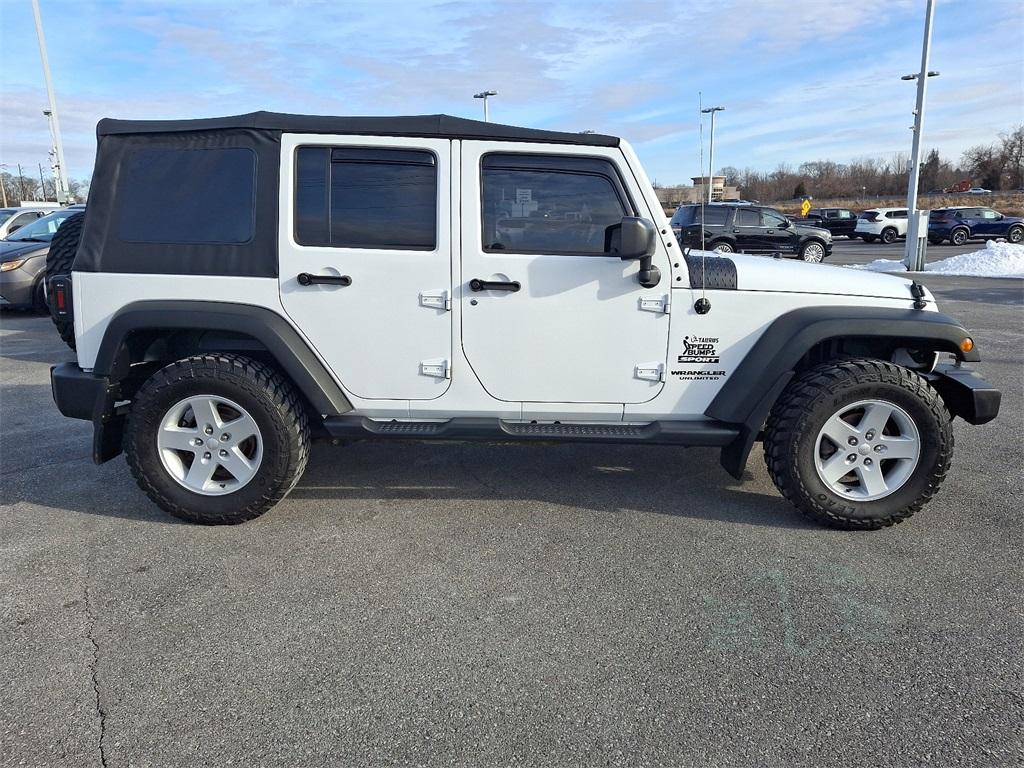 2017 Jeep Wrangler  - Photo 8