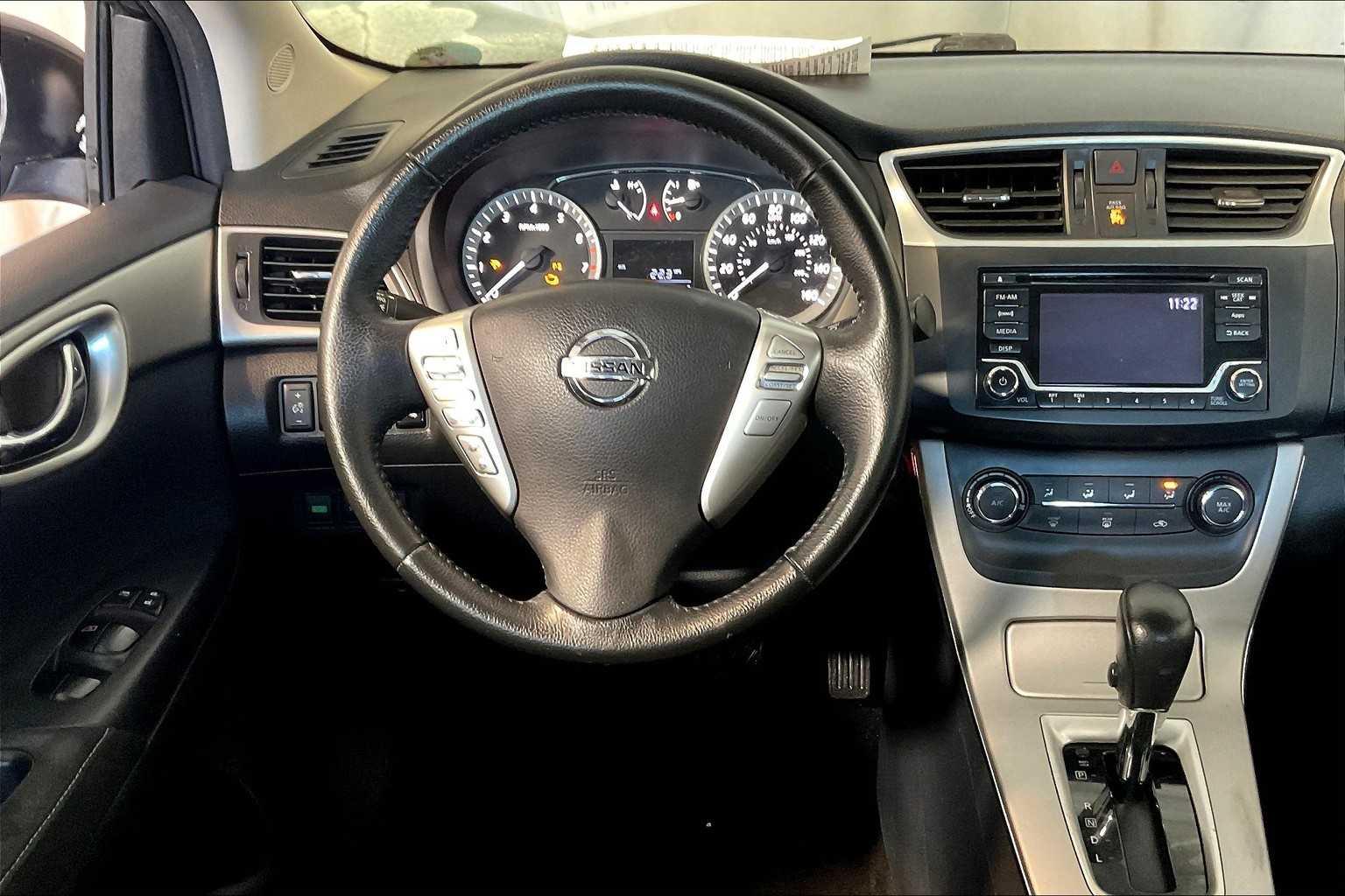 2015 Nissan Sentra SV - Photo 17