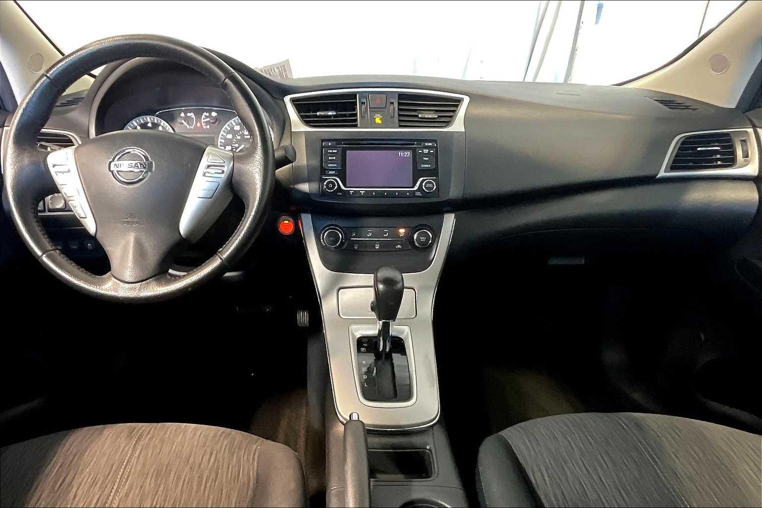 2015 Nissan Sentra SV - Photo 21