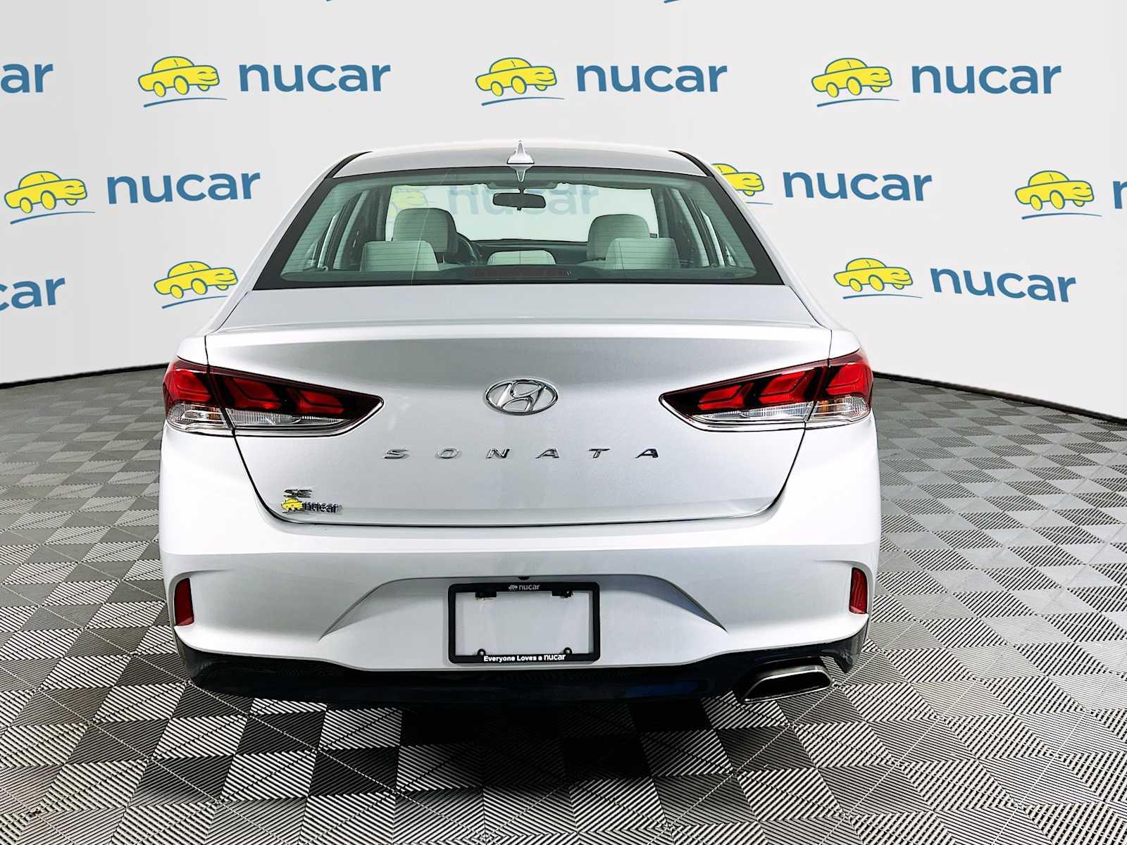 2018 Hyundai Sonata SE - Photo 6