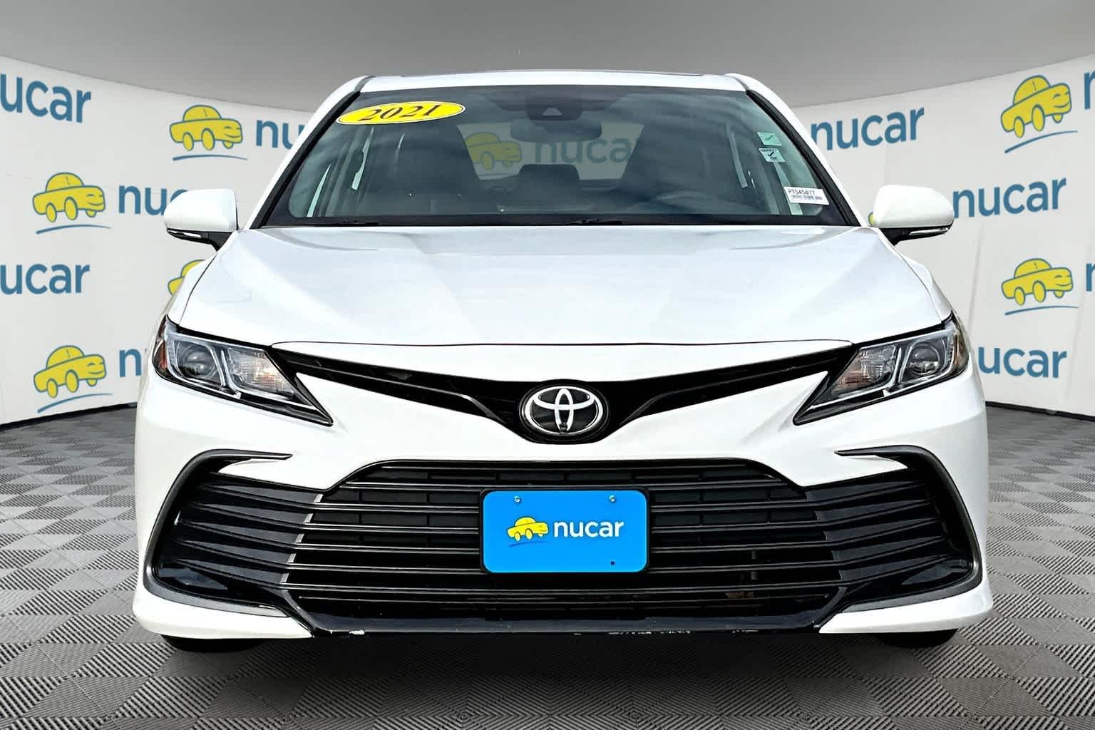 2021 Toyota Camry LE - Photo 2