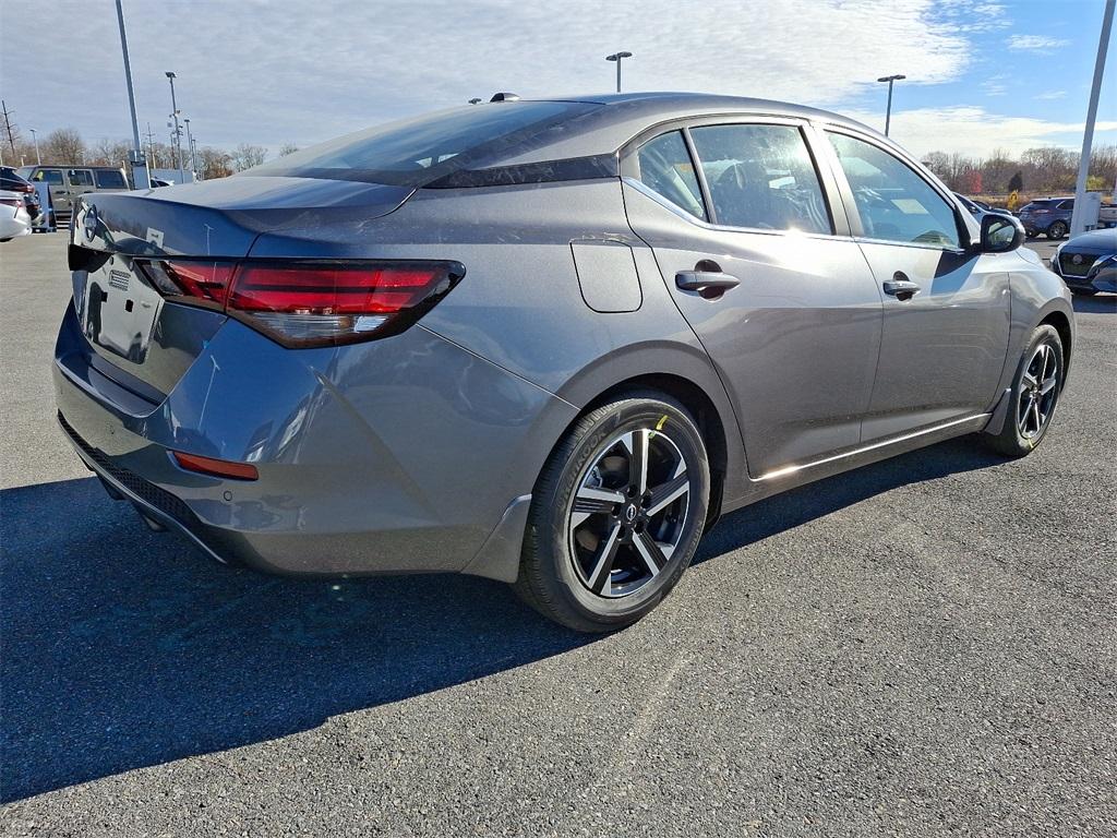 2025 Nissan Sentra SV - Photo 4