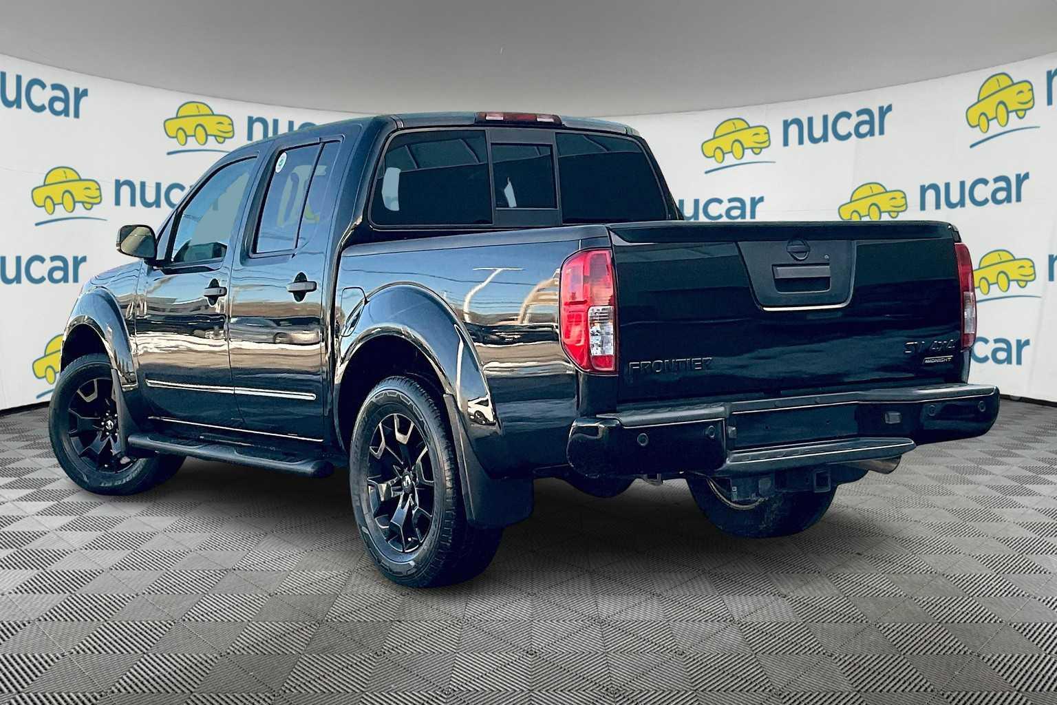 2021 Nissan Frontier SV Crew Cab 4x4 Auto - Photo 4