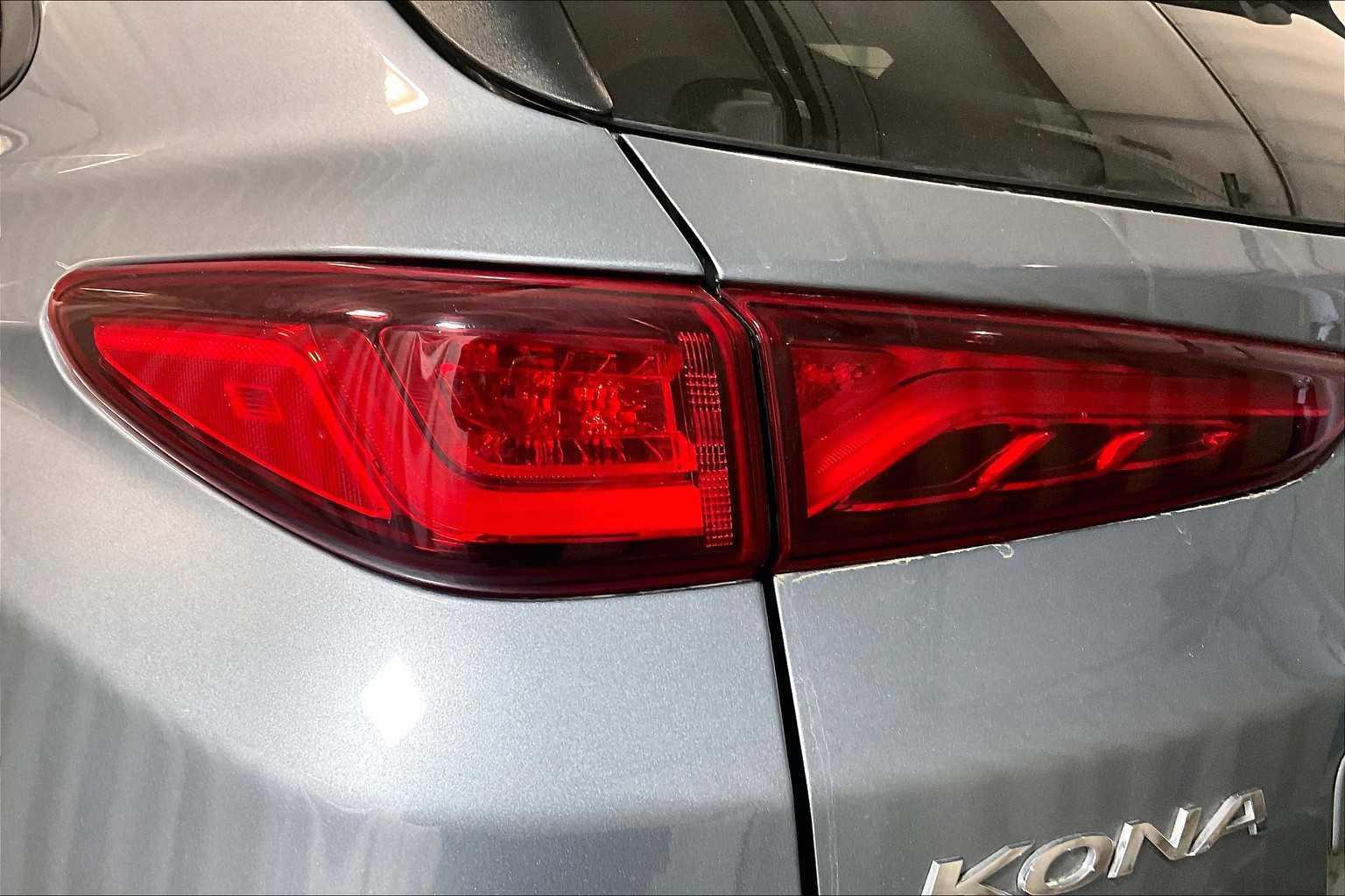 2021 Hyundai Kona Electric Limited - Photo 35