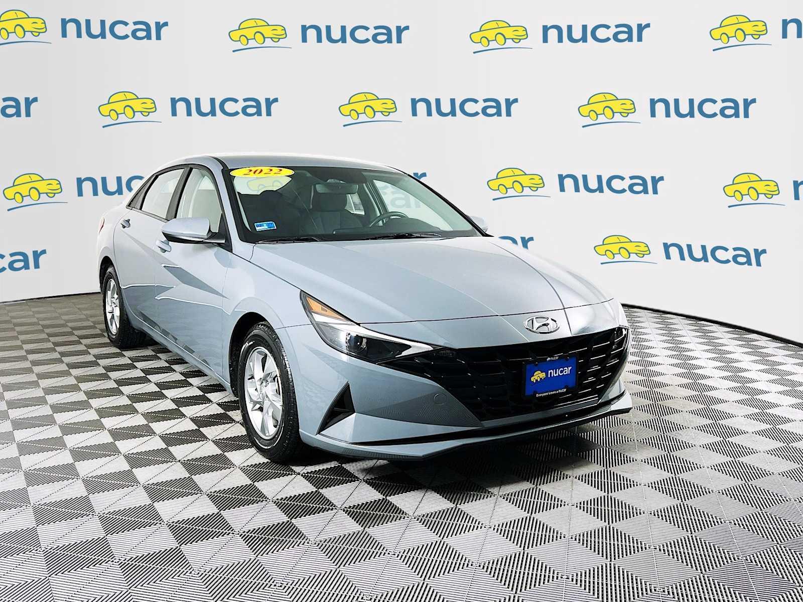 2022 Hyundai Elantra SE