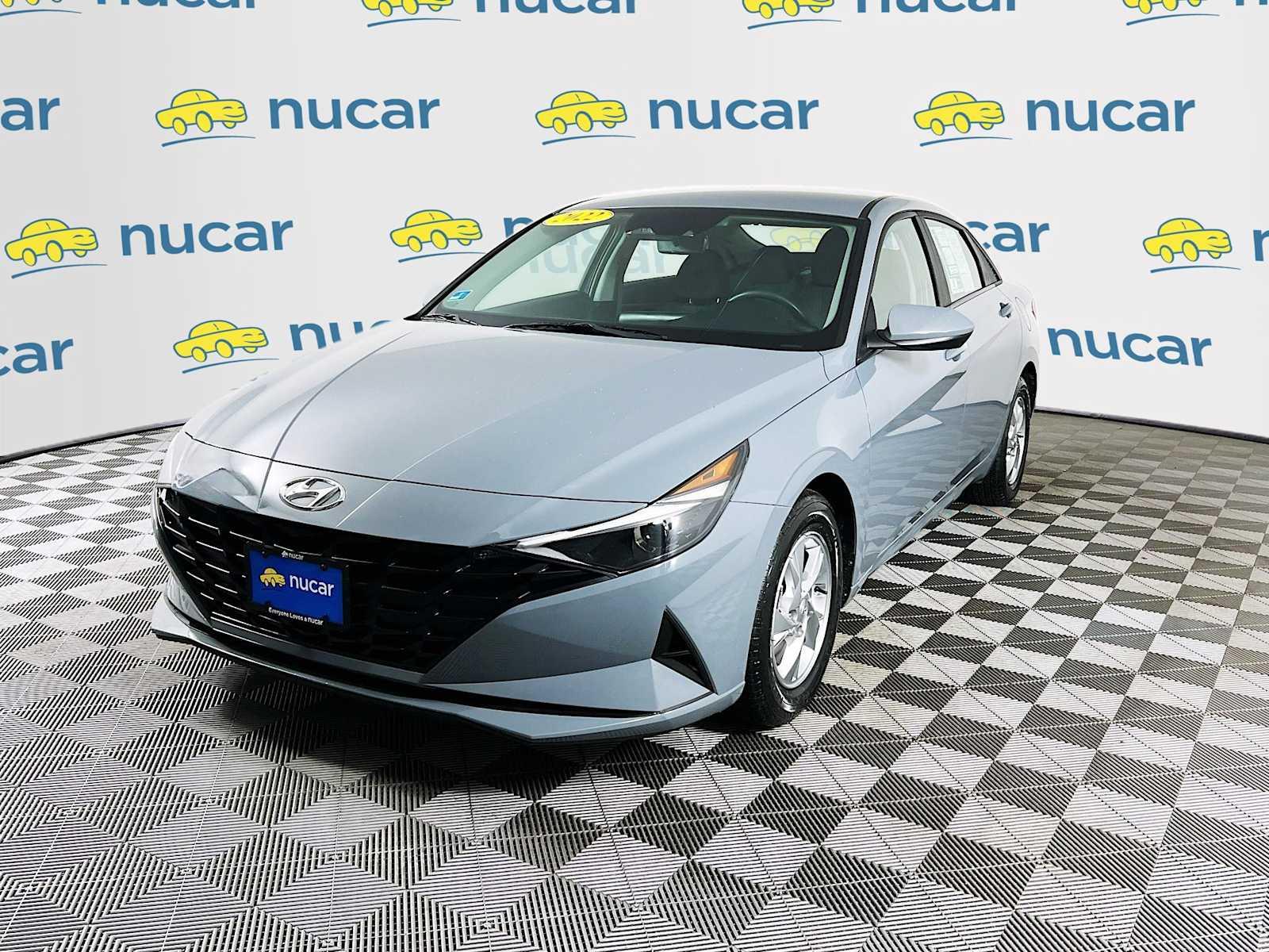 2022 Hyundai Elantra SE - Photo 3