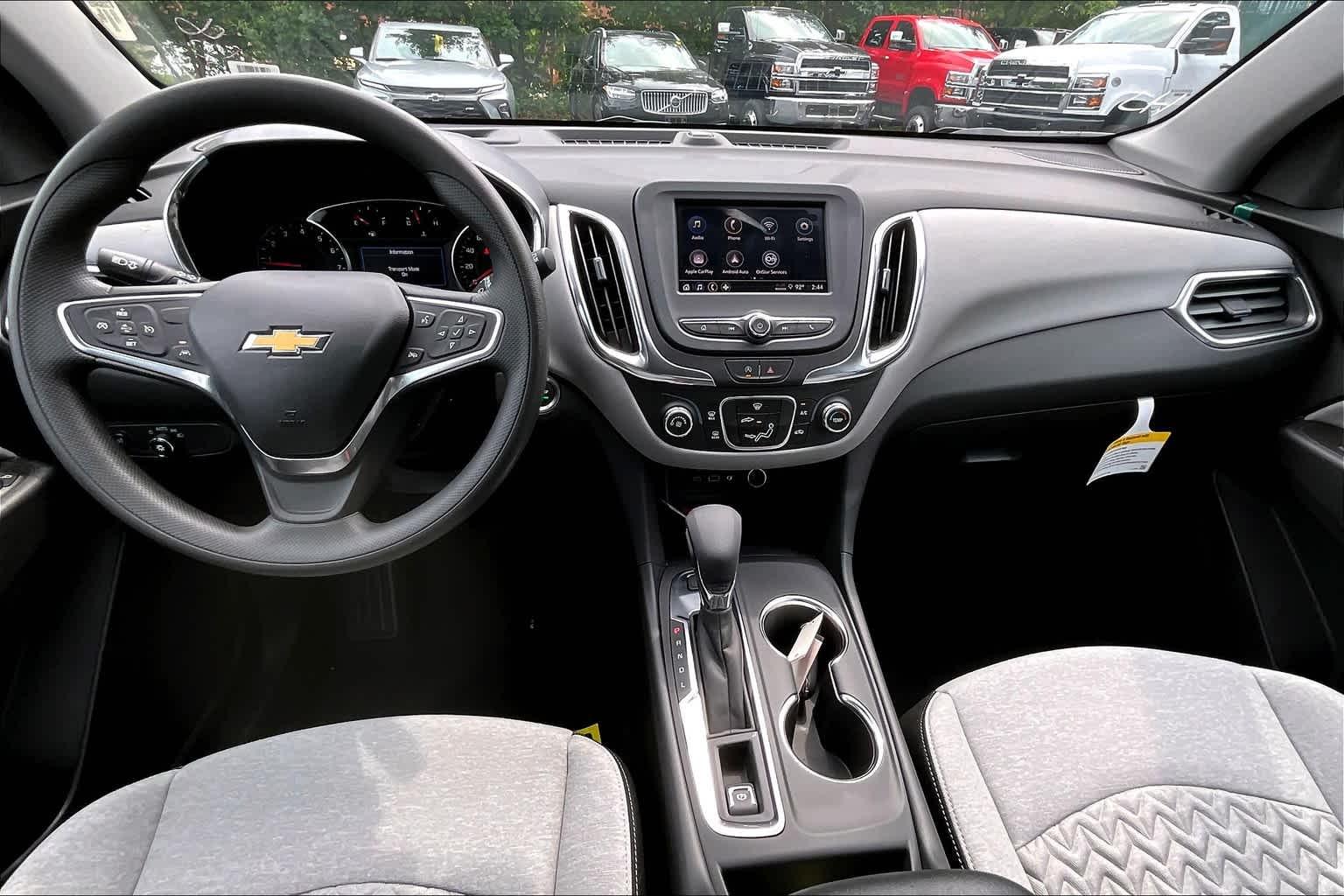 2024 Chevrolet Equinox LS - Photo 11