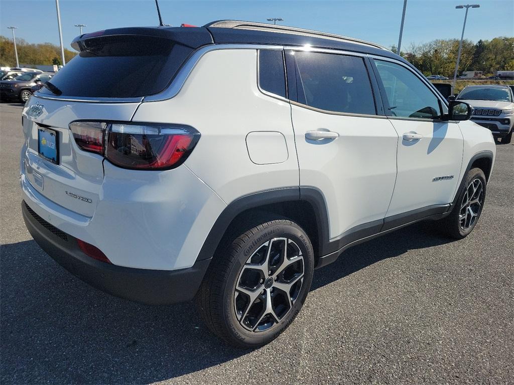 2025 Jeep Compass Limited - Photo 4