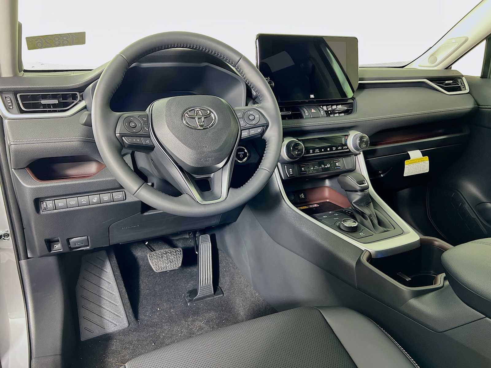 2024 Toyota RAV4 Hybrid Limited - Photo 6