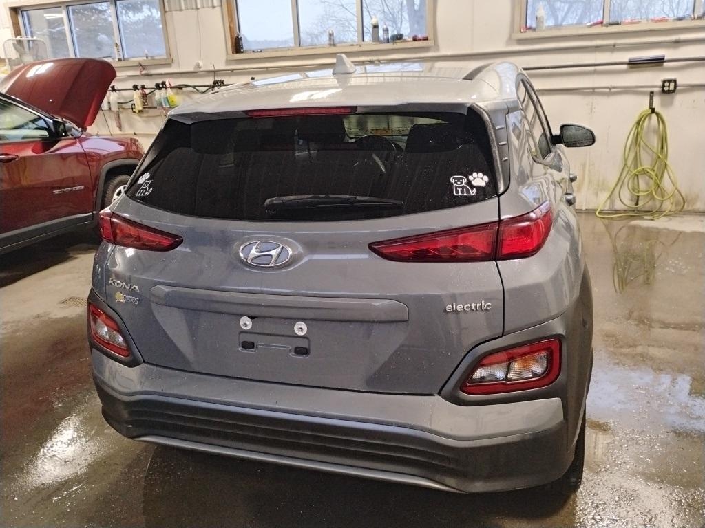 2021 Hyundai Kona Electric SEL - Photo 3