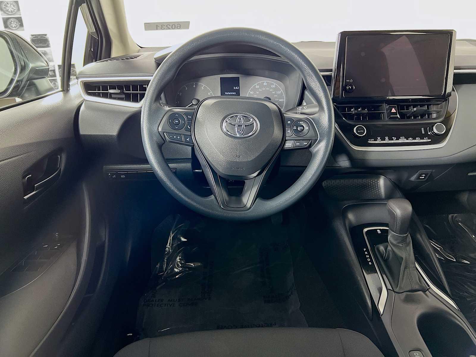 2023 Toyota Corolla LE - Photo 21