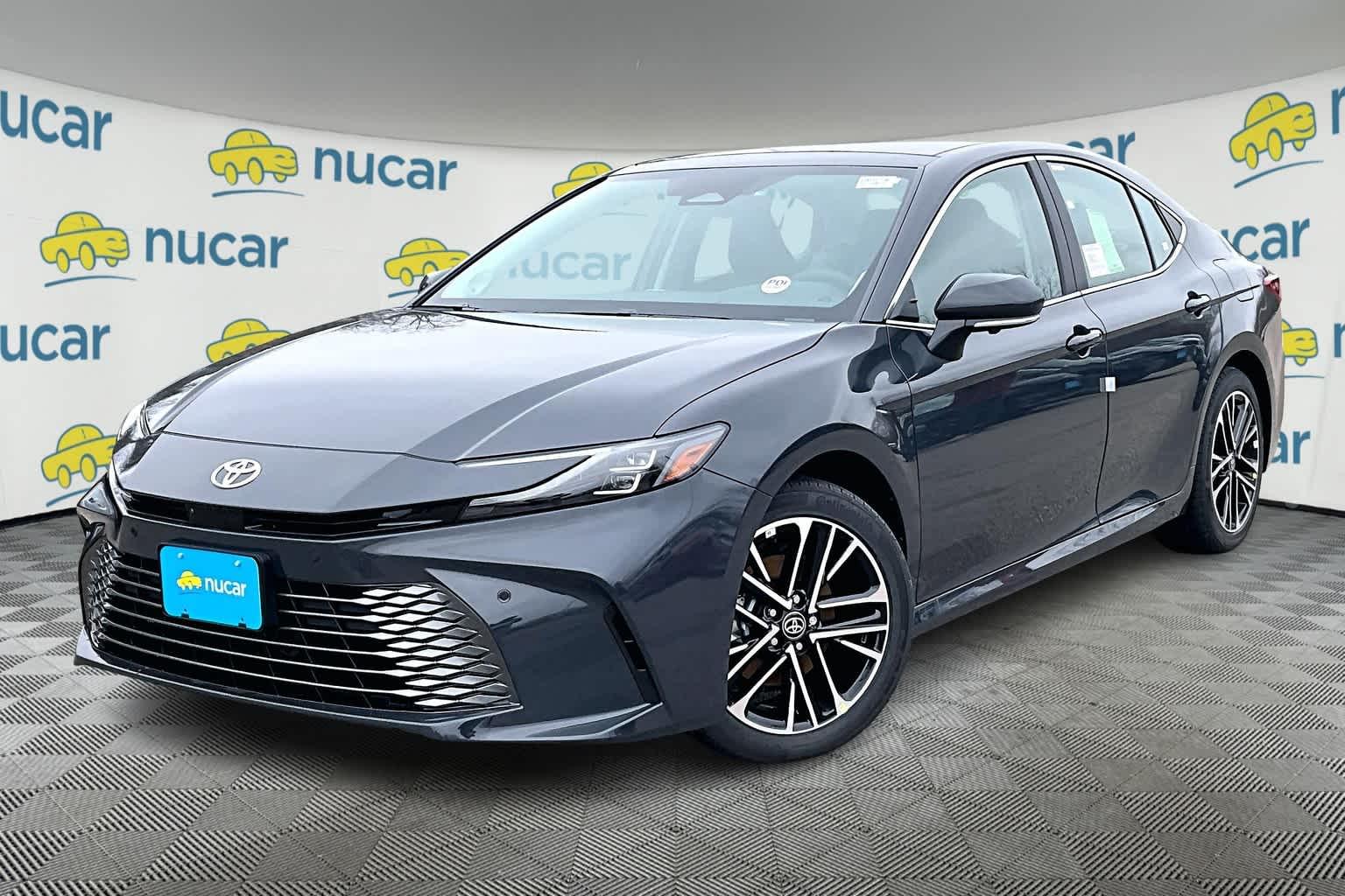 2025 Toyota Camry XLE - Photo 4