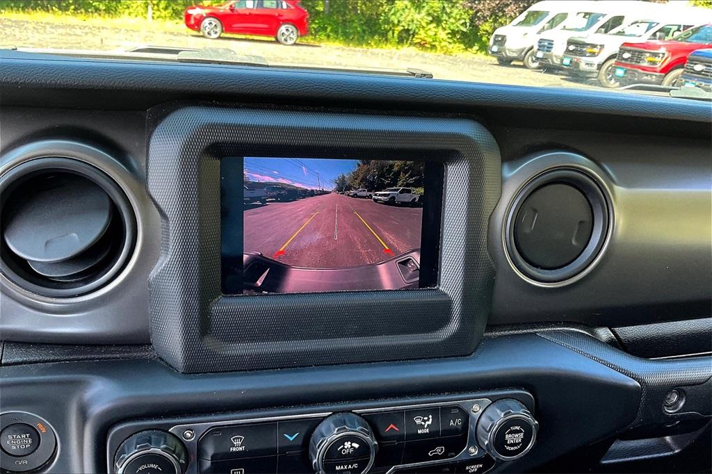 2022 Jeep Gladiator Sport - Photo 19