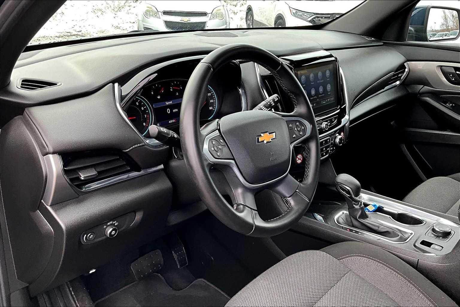 2023 Chevrolet Traverse LT Cloth - Photo 8