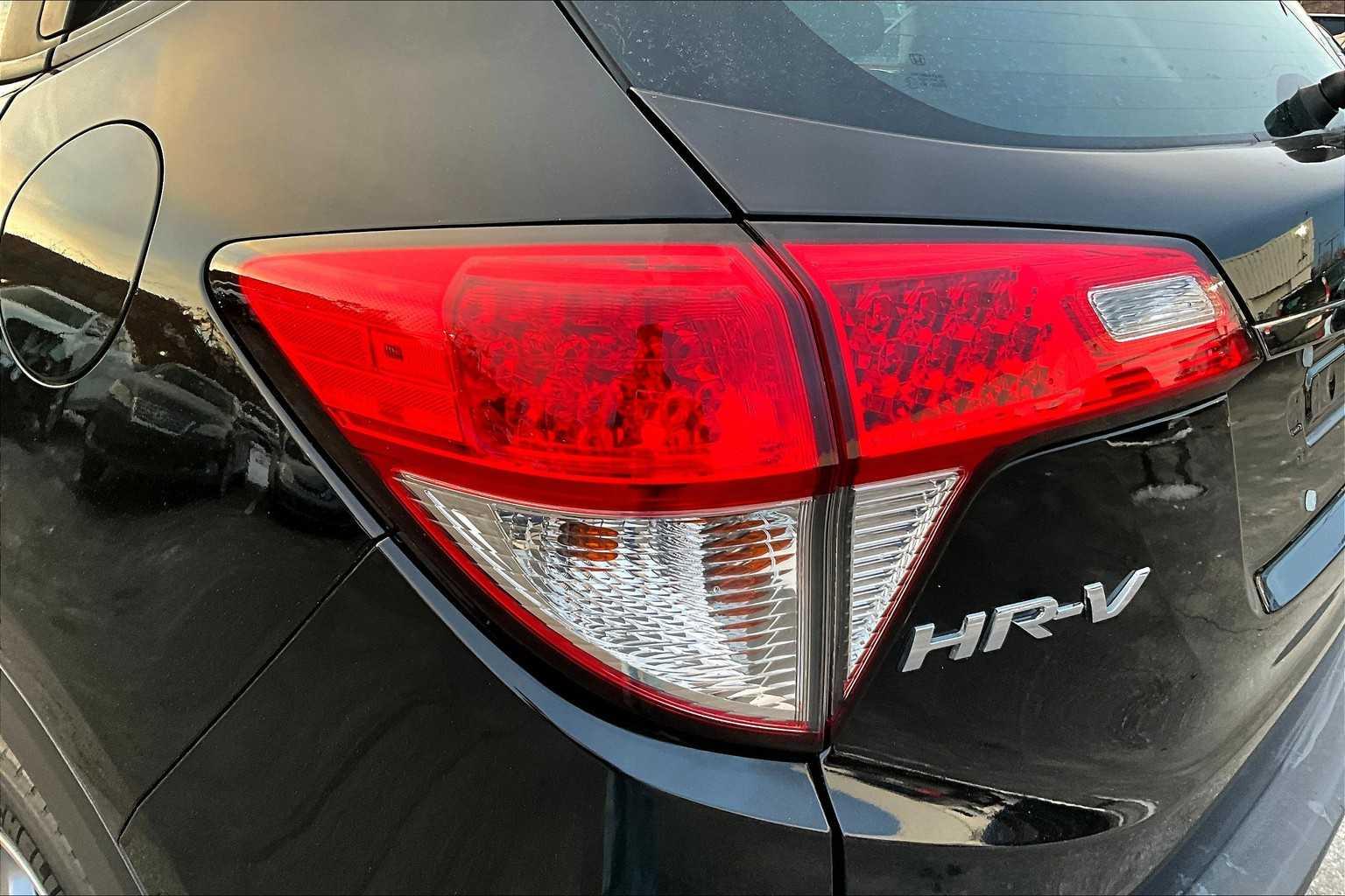 2022 Honda HR-V LX - Photo 32