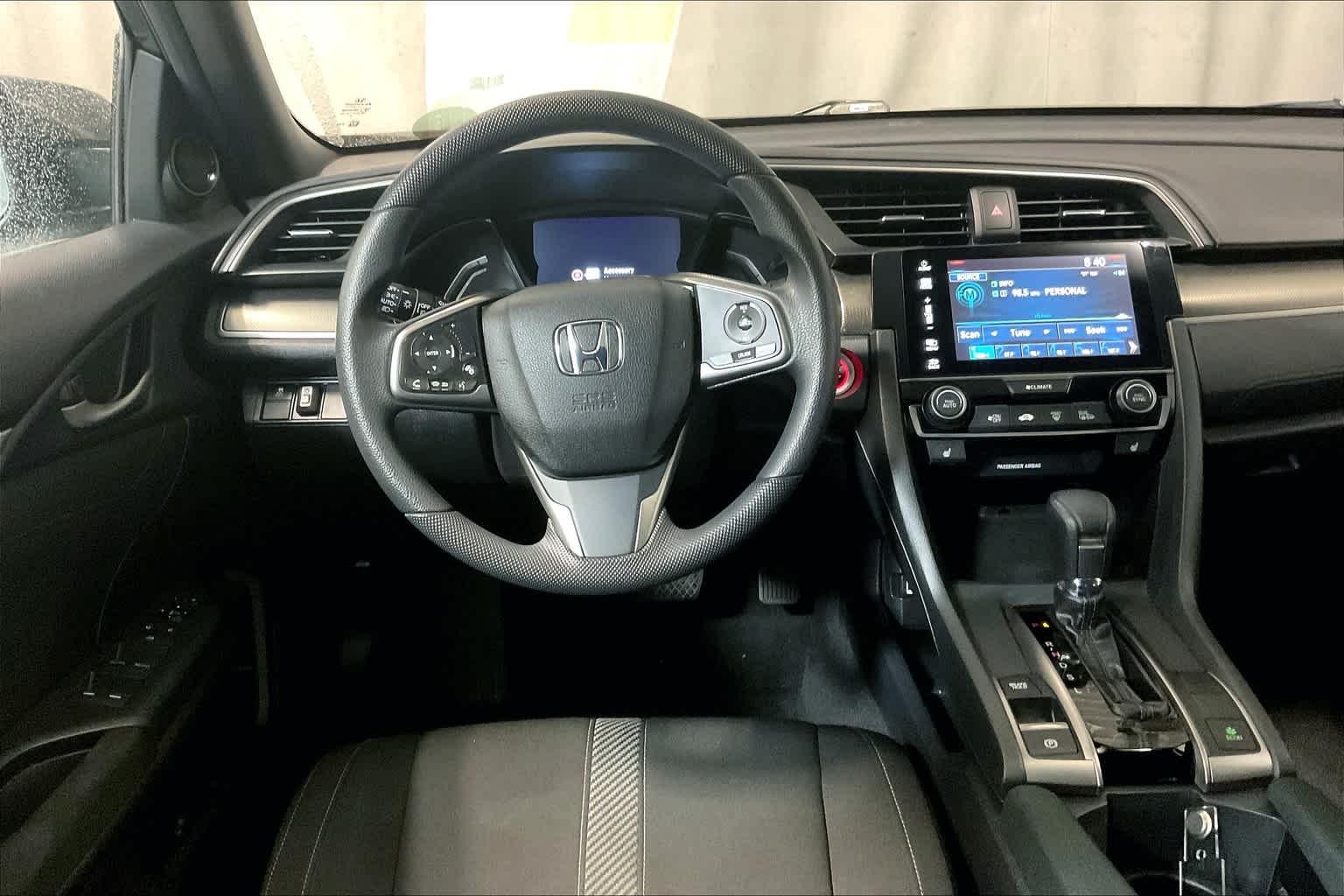 2017 Honda Civic Hatchback EX - Photo 17