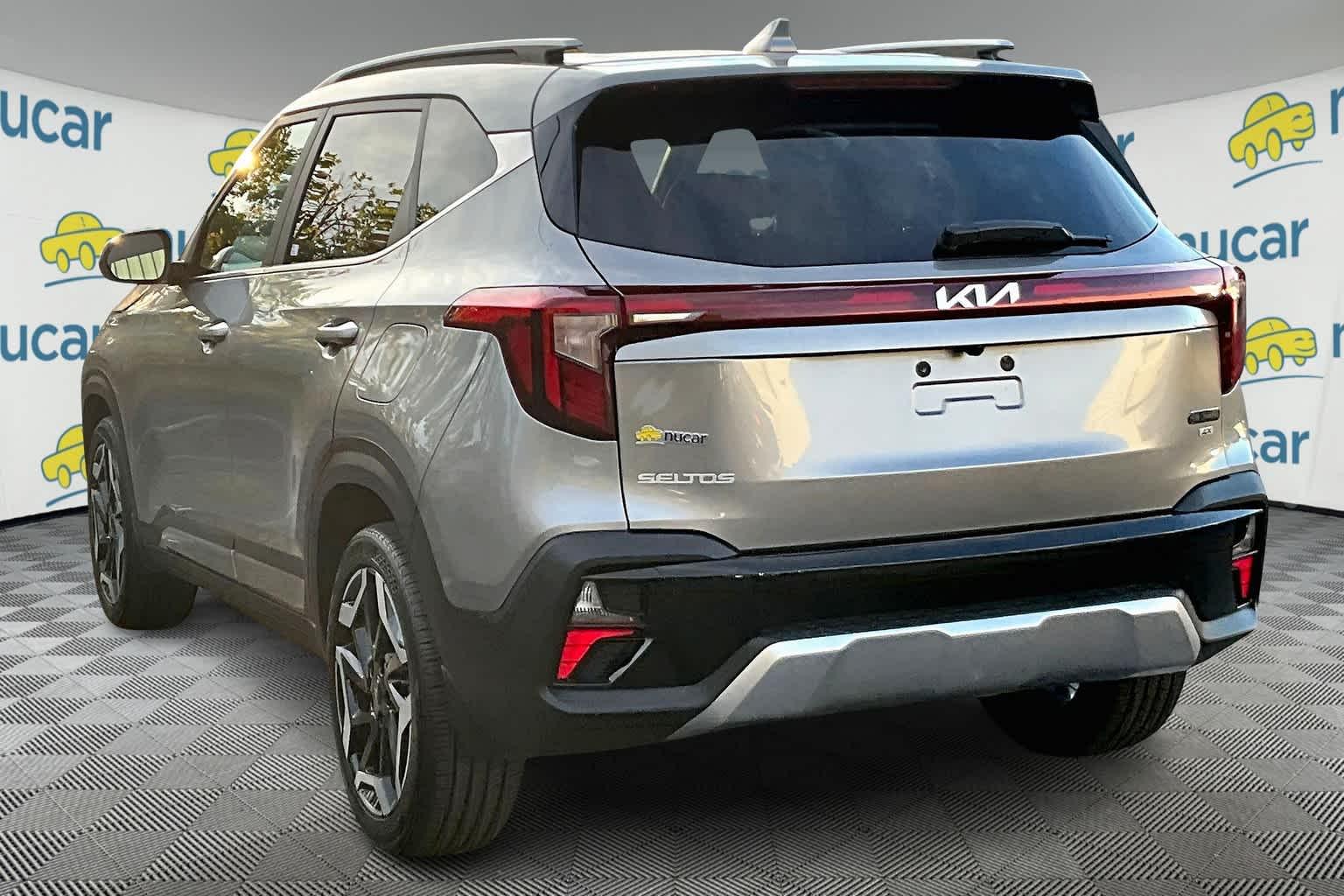 2024 Kia Seltos SX - Photo 4