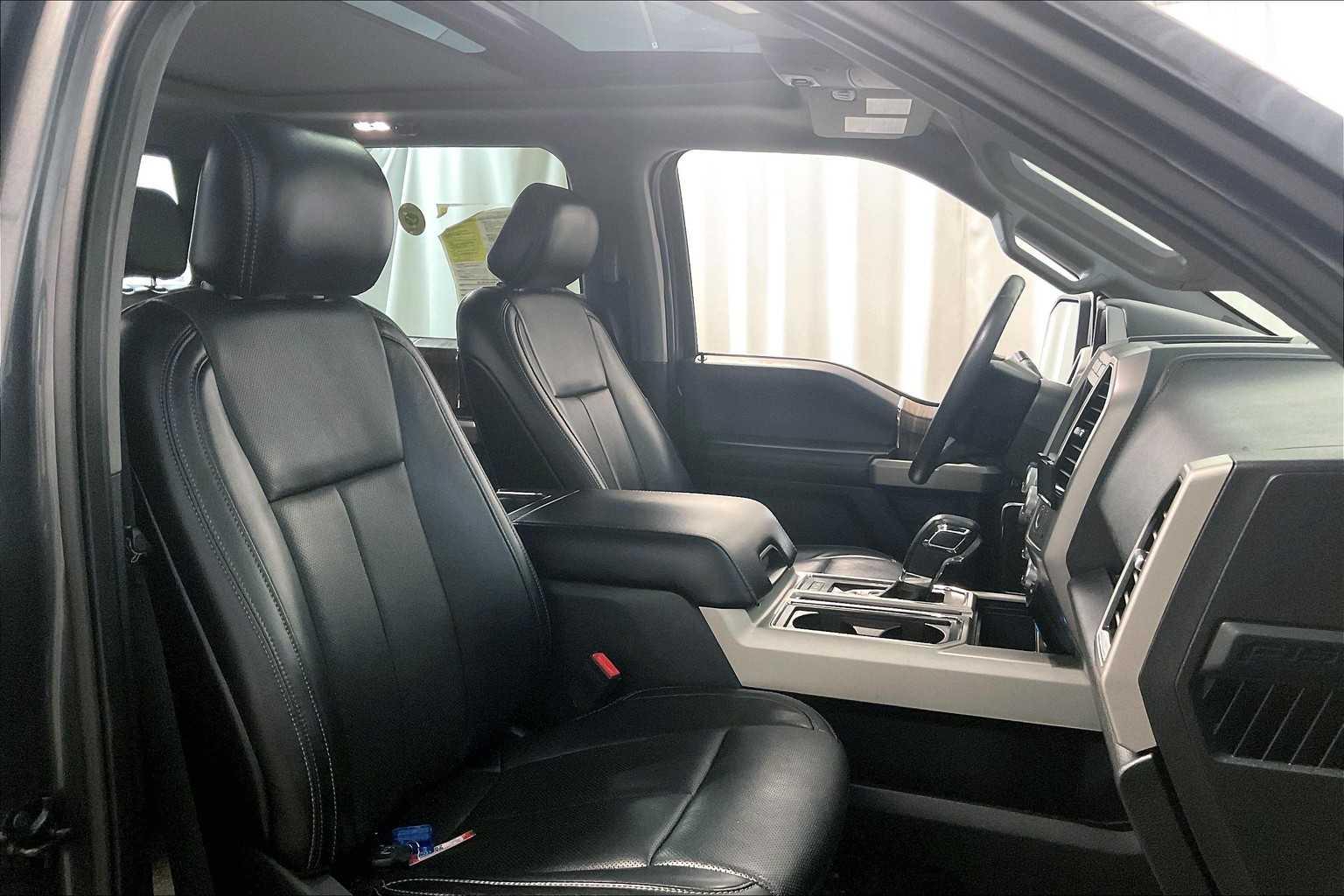 2018 Ford F-150 LARIAT - Photo 11