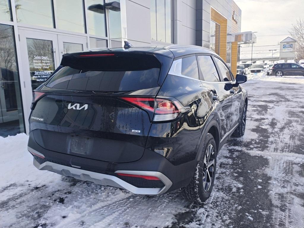 2023 Kia Sportage EX - Photo 4