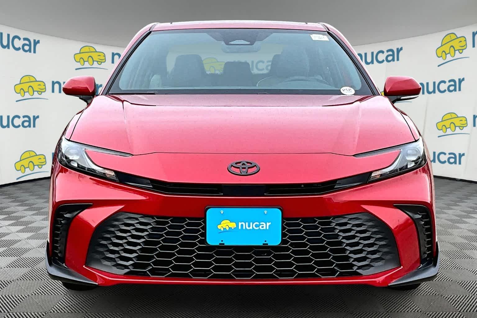 2025 Toyota Camry SE - Photo 3