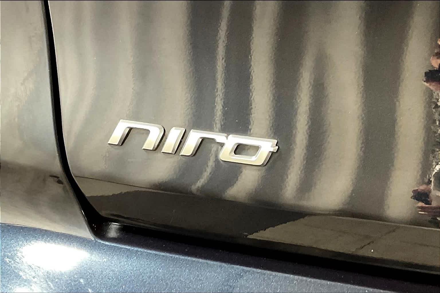 2022 Kia Niro EV EX Premium - Photo 28