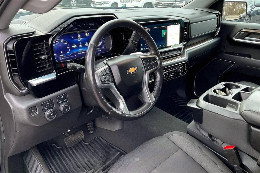 2022 Chevrolet Silverado 1500 LT - Photo 8