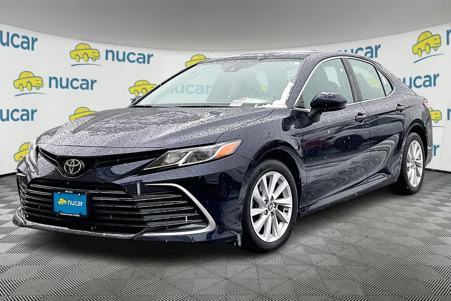 2022 Toyota Camry LE - Photo 3