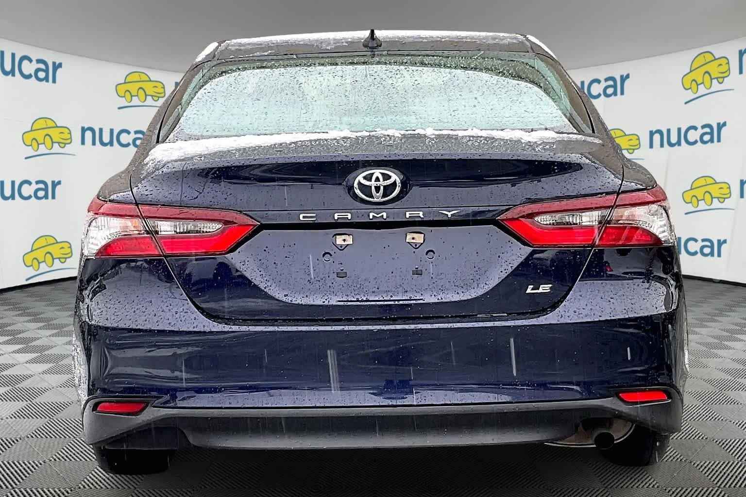 2022 Toyota Camry LE - Photo 5