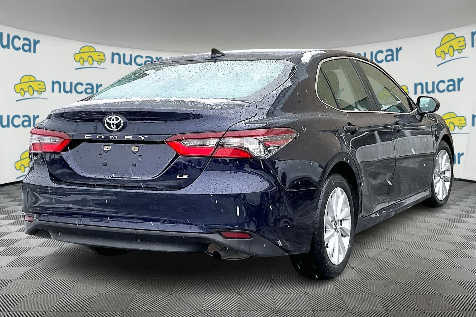 2022 Toyota Camry LE - Photo 6