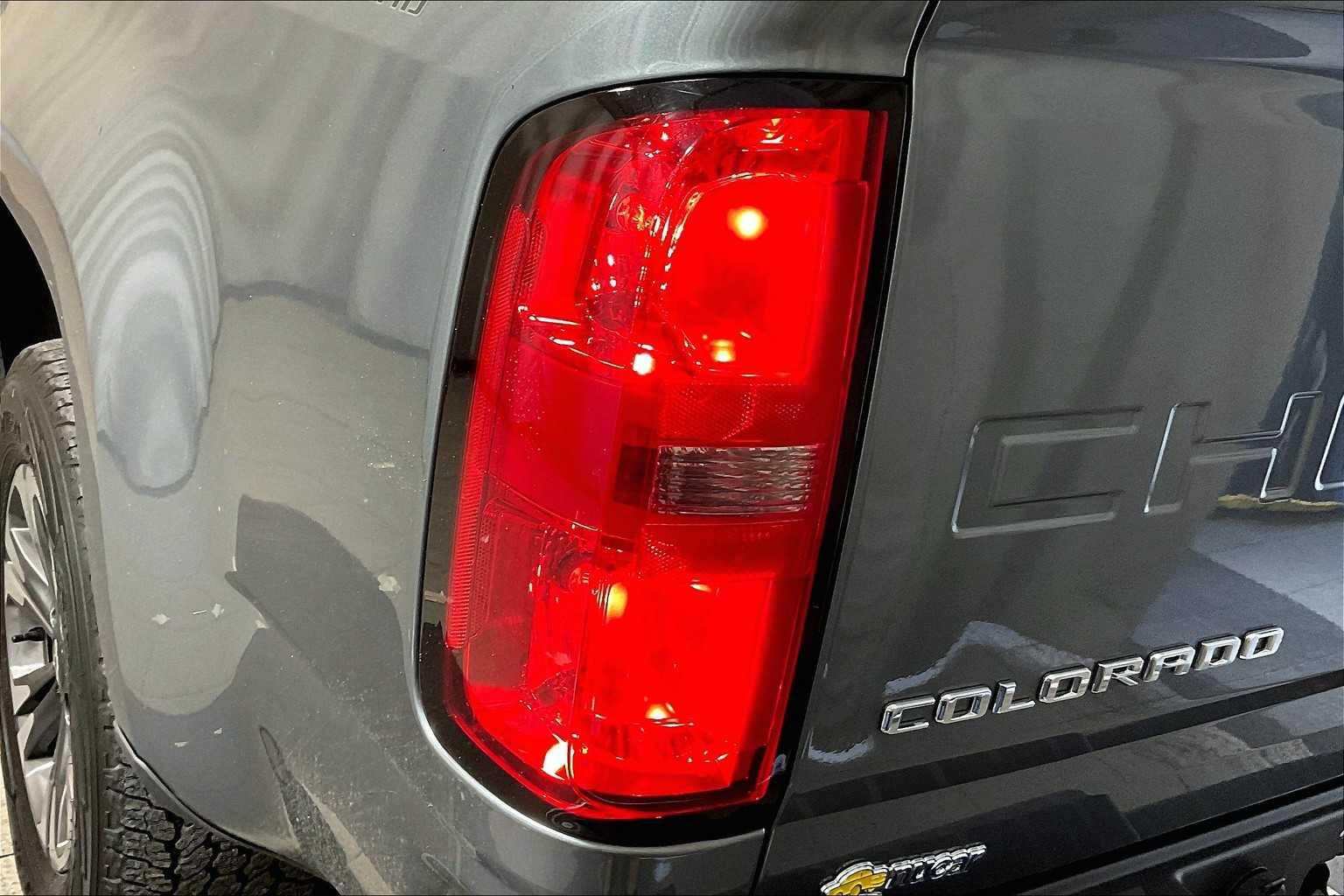 2022 Chevrolet Colorado 4WD Z71 - Photo 33