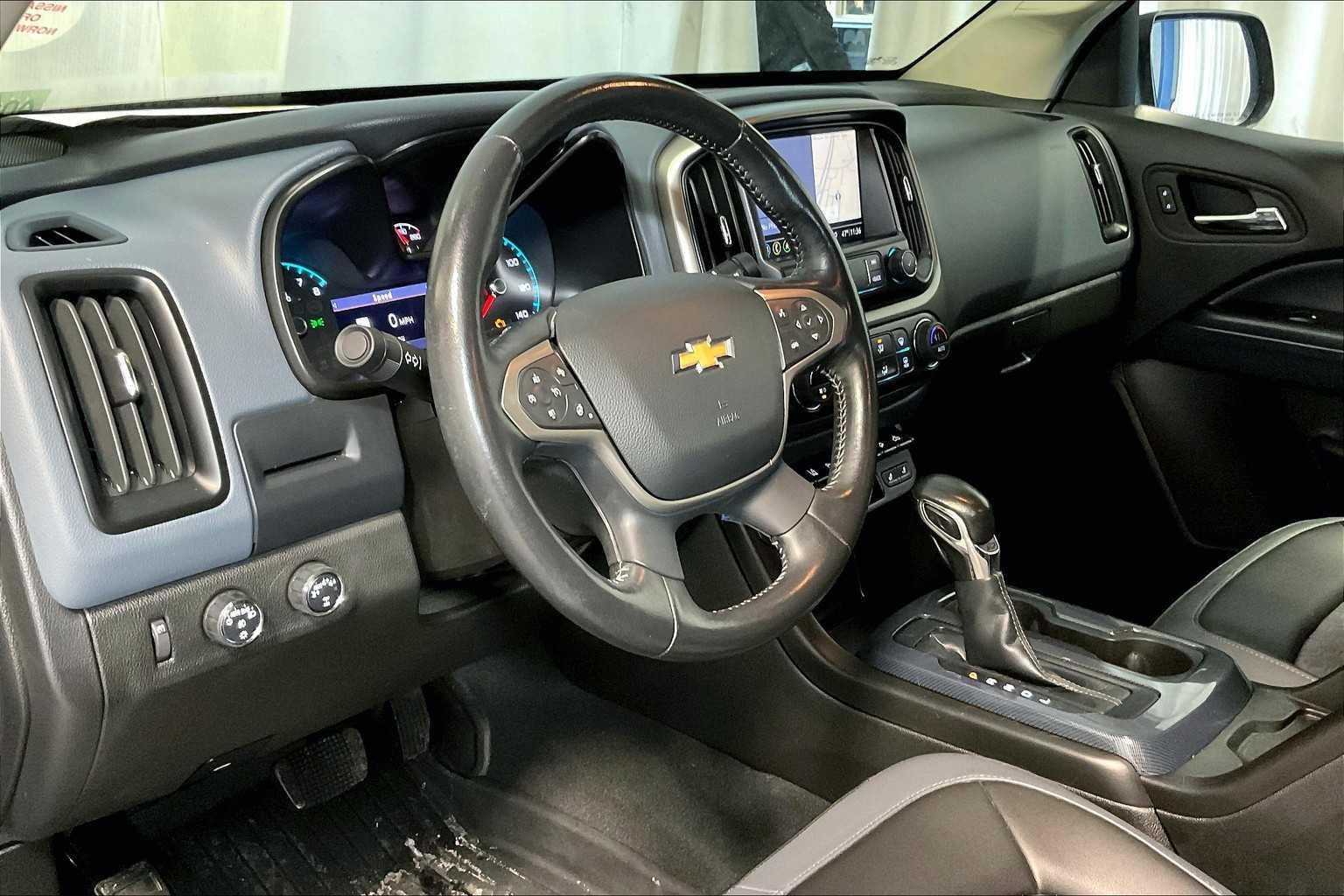 2022 Chevrolet Colorado 4WD Z71 - Photo 8