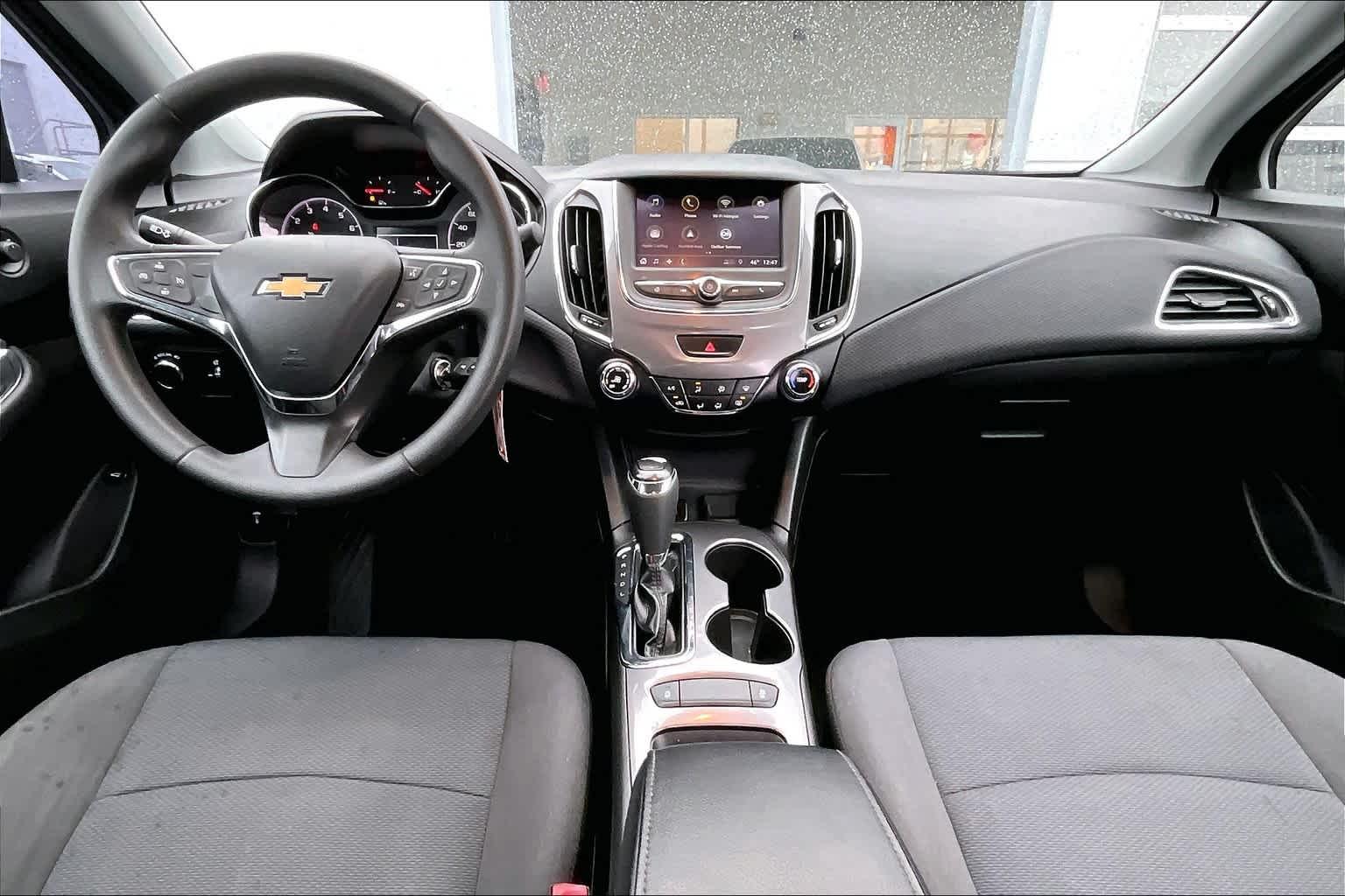 2019 Chevrolet Cruze LS - Photo 21