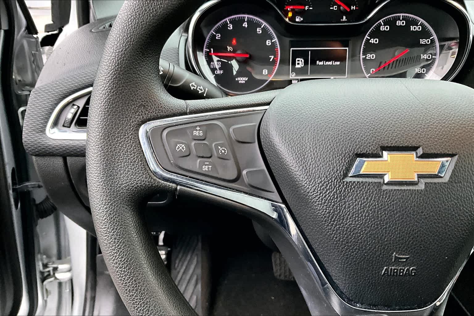 2019 Chevrolet Cruze LS - Photo 23